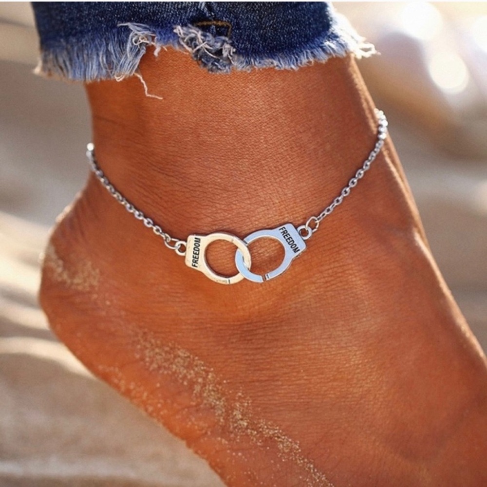 HOT-WIFE HANDCUFF ANKLET